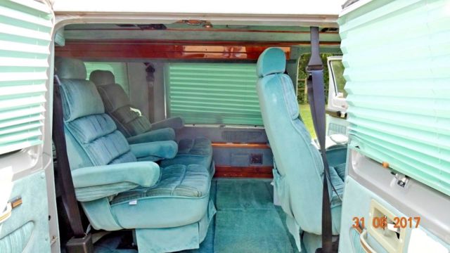 1992 Dodge Ram Van - photo 6