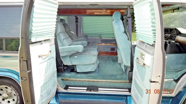 1992 Dodge Ram Van - photo 7