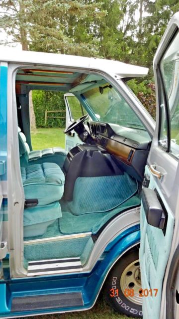 1992 Dodge Ram Van - photo 9