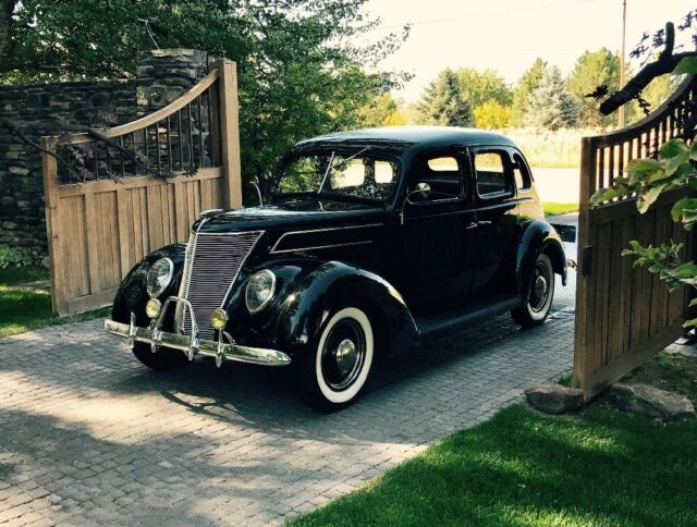 1937 Ford Model 78 - photo 3