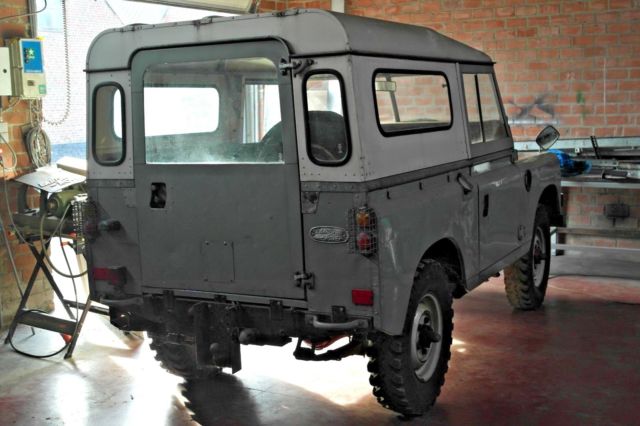 1977 Land Rover Defender 88 - photo 12