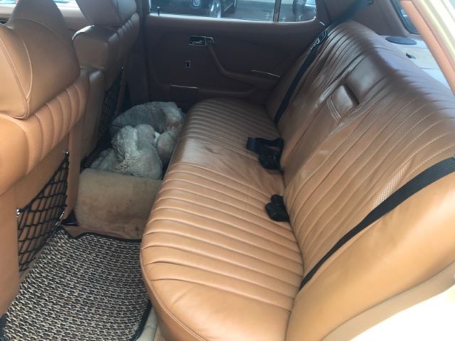 1979 Mercedes-Benz 400-Series - photo 5