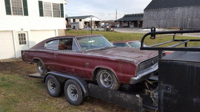 1967 Dodge Charger - photo 2