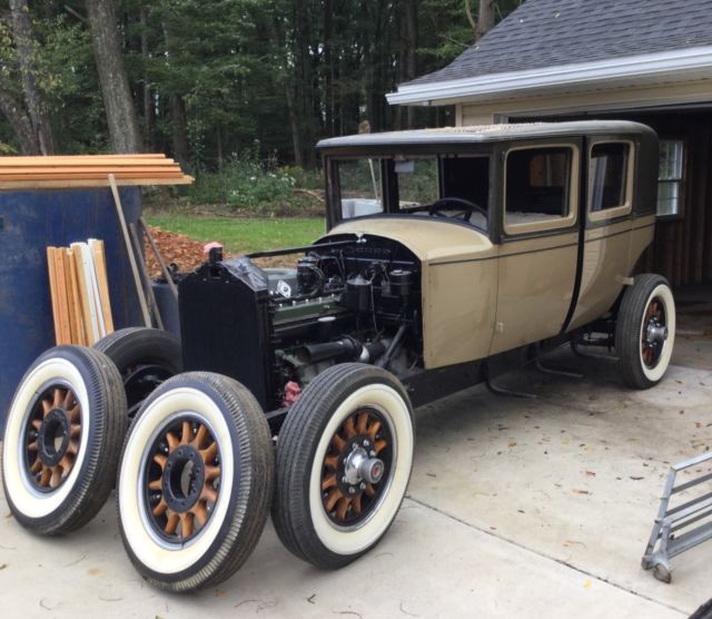 Vintage Packard 4 Door Club Sedan / Partially Restored 1929 Packard Packard