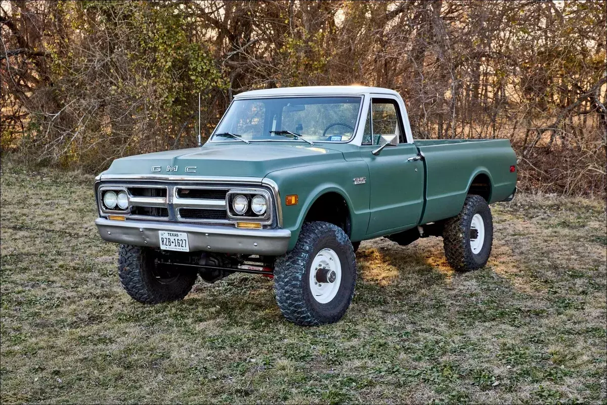 Vintage Powerhouse: The 1972 GMC 2500 1972 GMC Sierra 2500