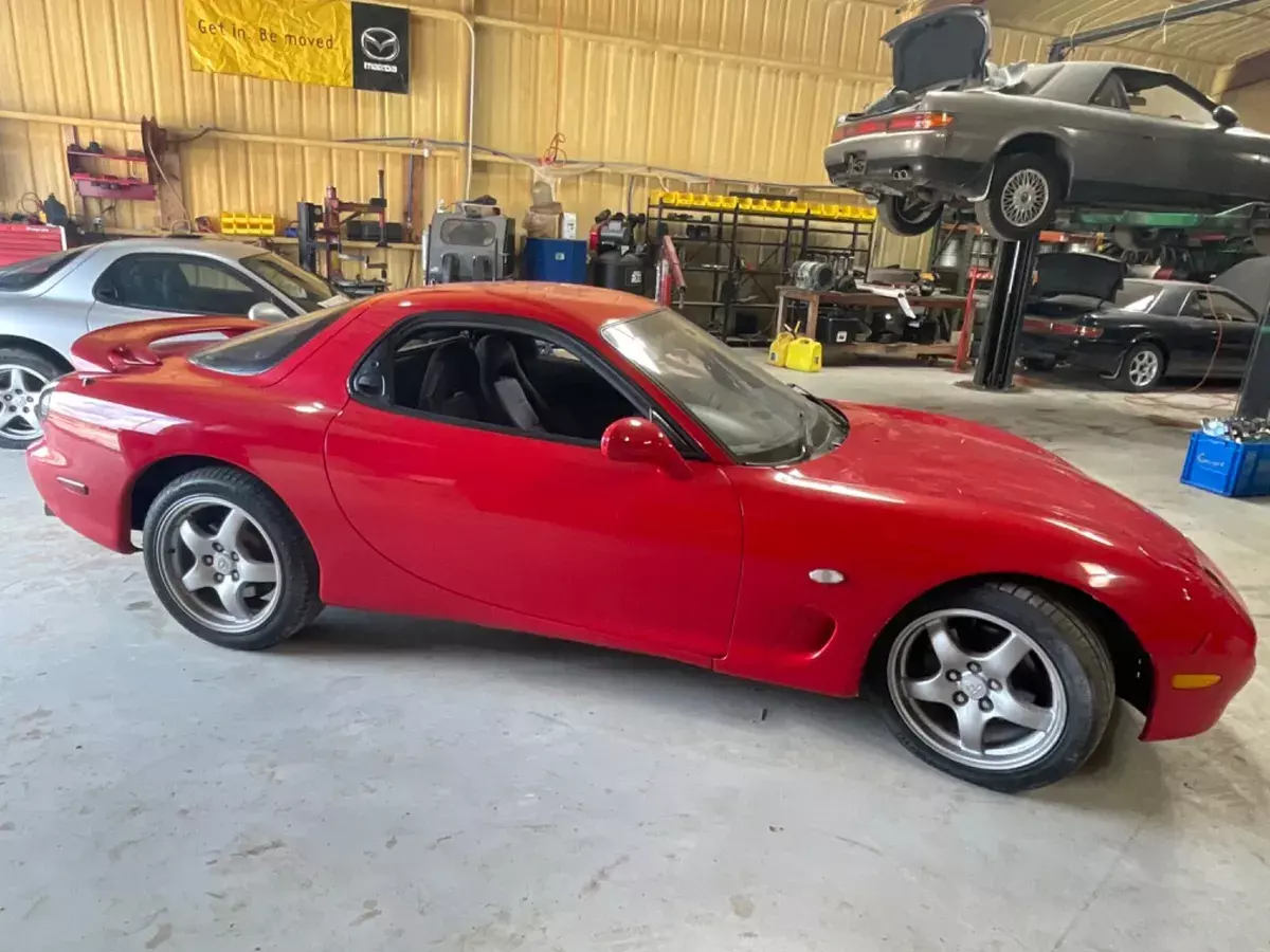 Vintage Red T66 Single Turbo 400rwhp 1993 Mazda RX-7 13B