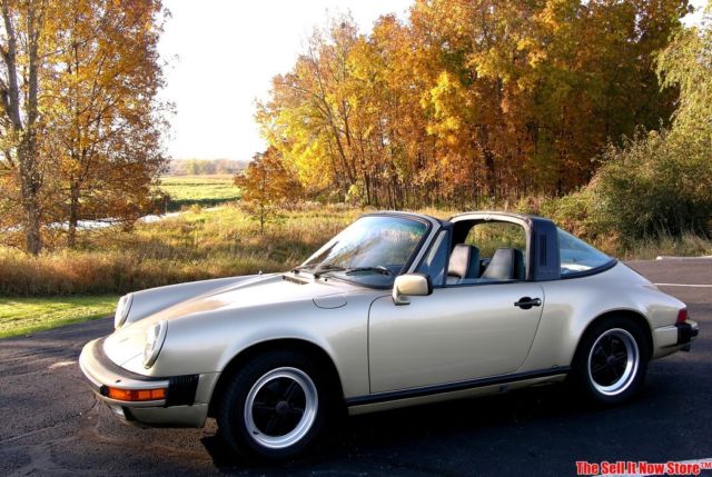 1984 Porsche 911 Carrera Targa 3.2 - photo 9