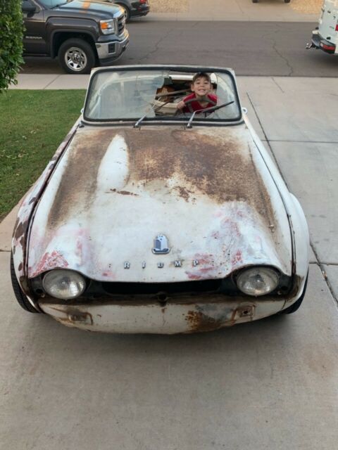 1963 Triumph TR4 - photo 2