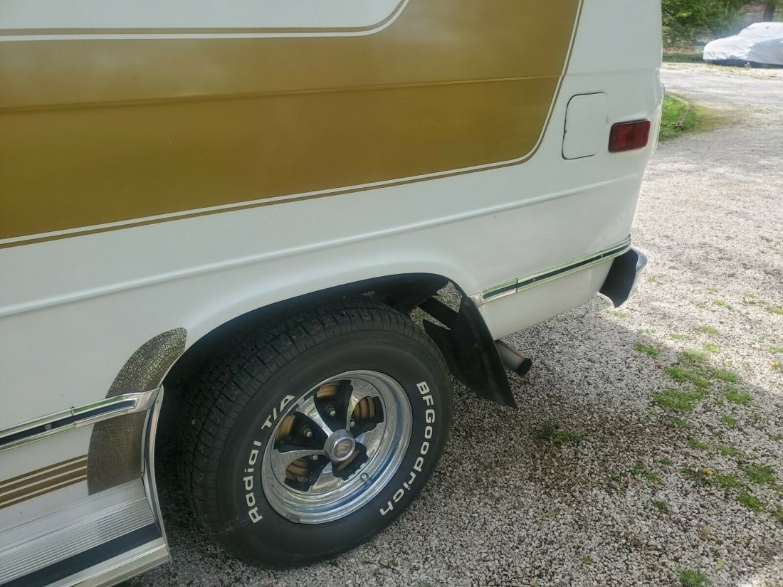 1978 GMC Vandura - photo 10
