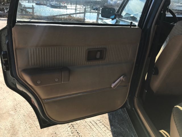 1980 Volvo 240 - photo 13