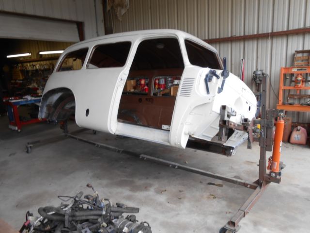 1953 GMC Suburban - photo 10