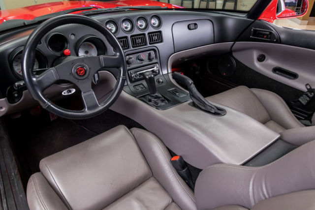 1993 Dodge Viper RT/10 - photo 2