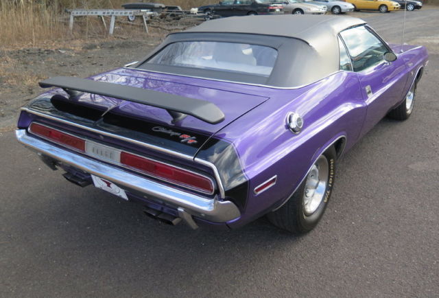 1970 Dodge Challenger - photo 11