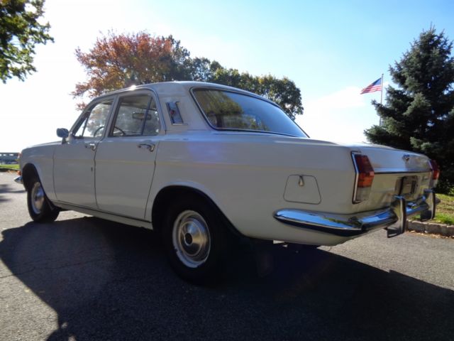 1984 Other Makes Volga Gas 24 4 Door - photo 3