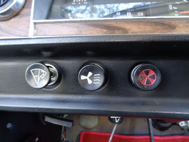 1984 Other Makes Volga Gas 24 4 Door - photo 8
