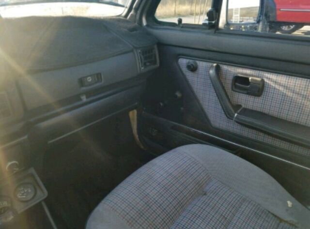 1988 Volkswagen Cabriolet - photo 8
