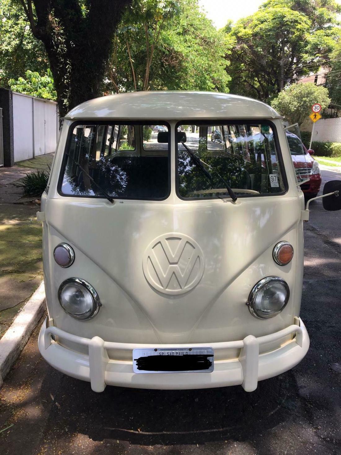 Volkswagen Bus VW T1 in original condition and one single owner for 45 years! 1974 Volkswagen Bus/Vanagon