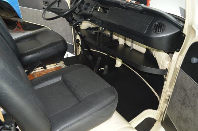 1980 Volkswagen Bus/Vanagon 4 doors - photo 7