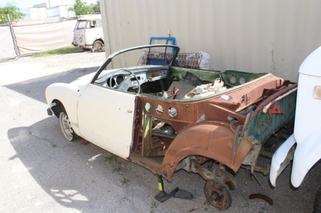 1971 Volkswagen Karmann Ghia convertible - photo 2