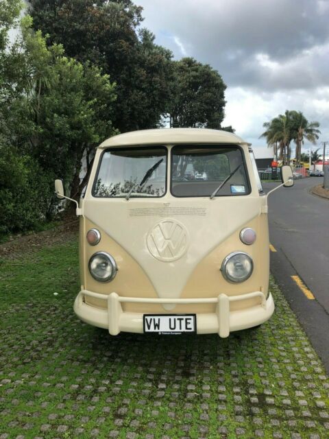 1975 Volkswagen Kombi Flat Deck Ute Upholstery - photo 2