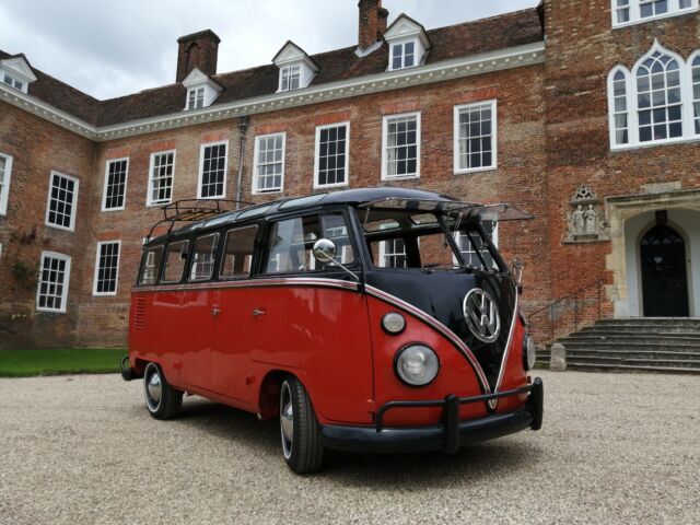 Volkswagen Samba Replica 1970 Volkswagen Bus/Vanagon