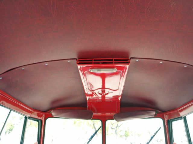 1972 Volkswagen Bus/Vanagon Deluxe - photo 11