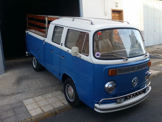 VOLKSWAGEN T2 B DOKA DOBLE CABIN 1973 1973 Volkswagen Bus/Vanagon