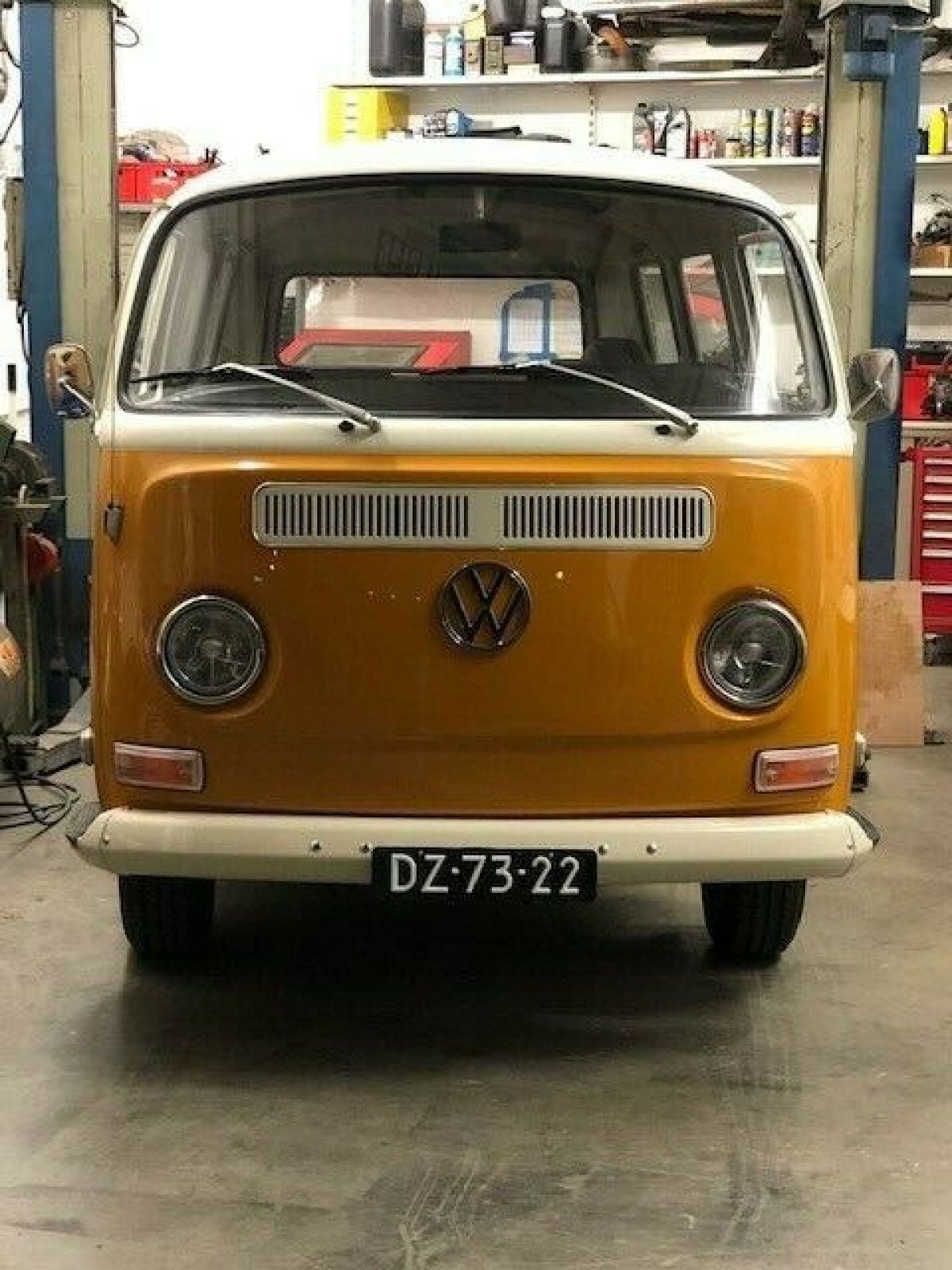 1971 Volkswagen Transporter T2A Deluxe sunroof - photo 9