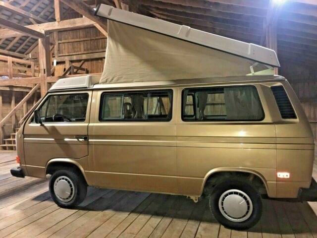 Volkswagen Westfalia Weekender Camper Wolfsburg Edition VW Vanagon 1986 Volkswagen Bus/Vanagon Westfalia