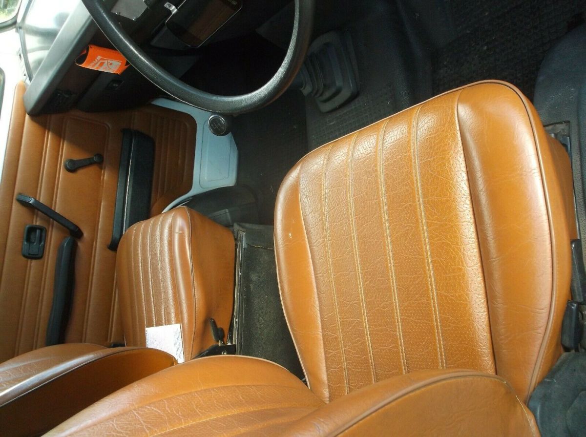 1980 Volkswagen Bus/Vanagon vinyl - photo 10