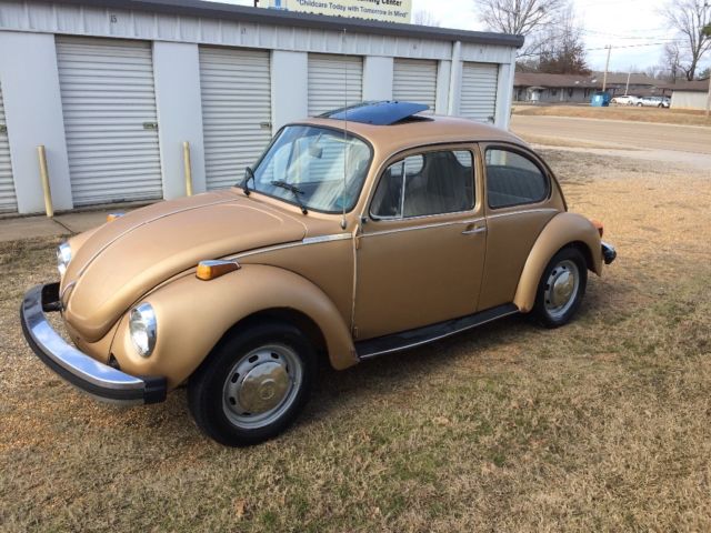Volkswagon Super Beetle Bug 1974 Volkswagen Beetle - Classic Super Beetle