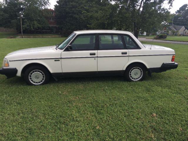 1991 Volvo 240 - photo 2