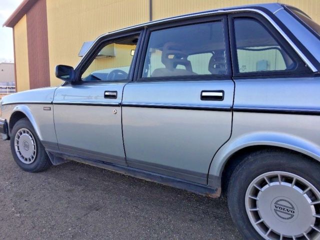 1987 Volvo 240 DL - photo 6