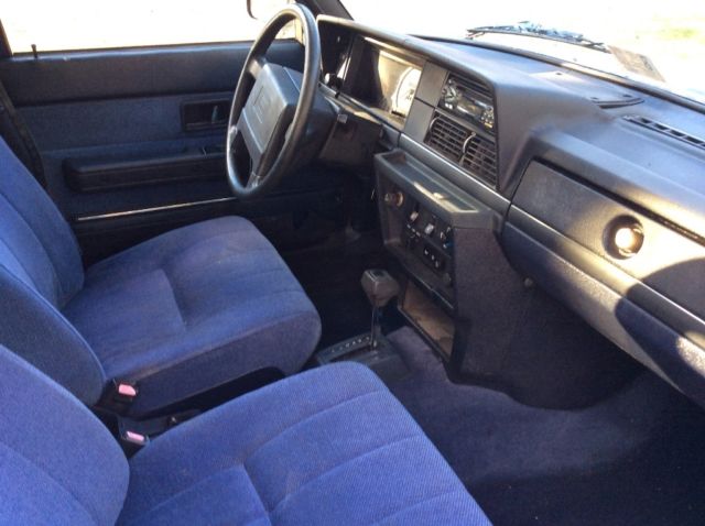 1990 Volvo 240 - photo 11