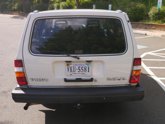 1987 Volvo 240 DL - photo 5