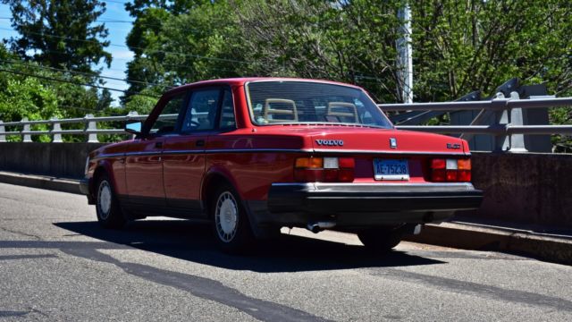 1993 Volvo 240 - photo 6