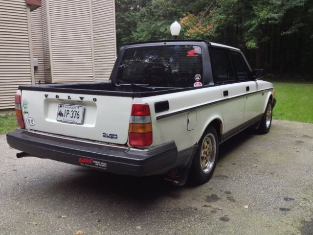 VOLVO 240 pick up truck 1991 Volvo 240 Truck