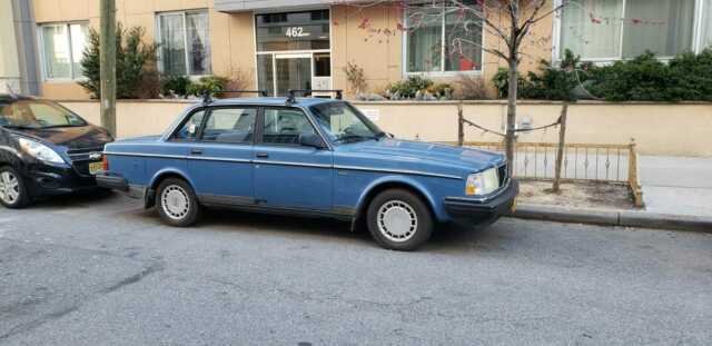 1987 Volvo 240 - photo 6