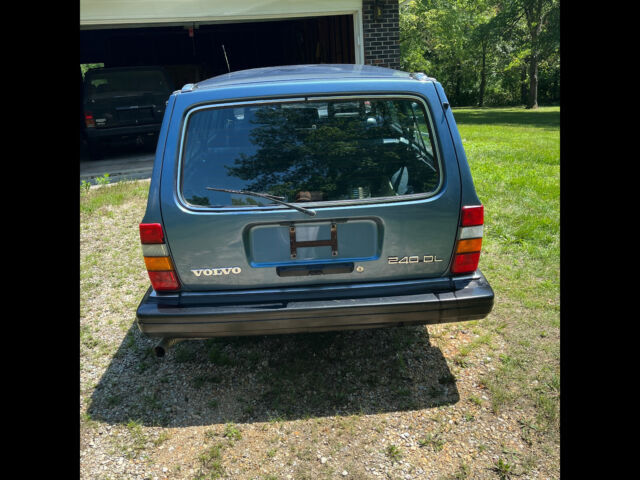 1987 Volvo 240 - photo 4