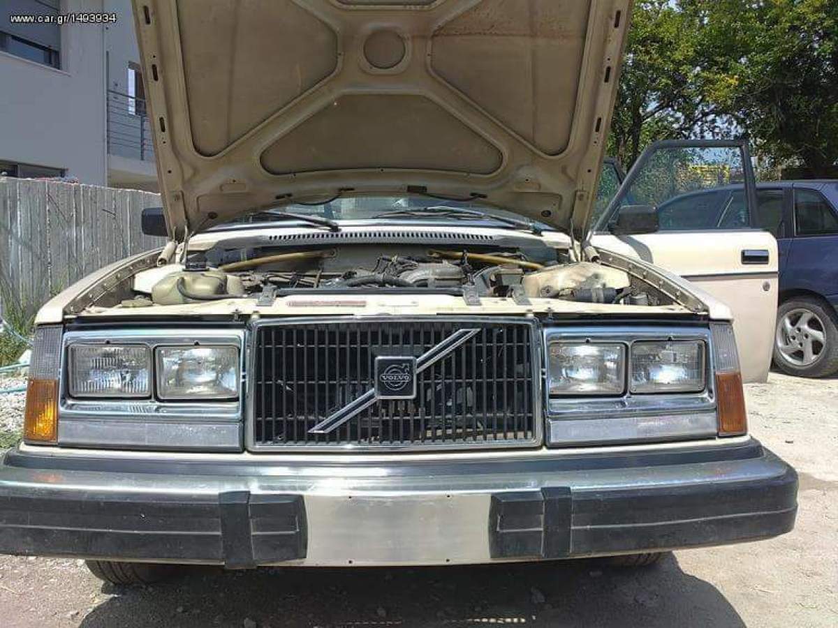 1982 Volvo 240 - photo 4