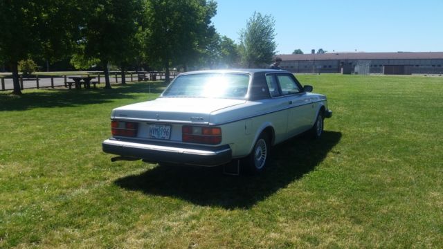 1979 Volvo 240 - photo 4