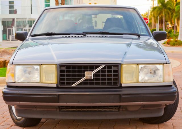 1994 Volvo 940 Level II Turbo w/ Nordic Package - photo 2