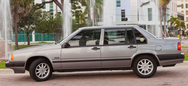 1994 Volvo 940 Level II Turbo w/ Nordic Package - photo 3