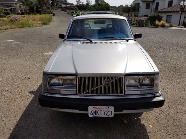 1983 Volvo 240 GL wagon - photo 6
