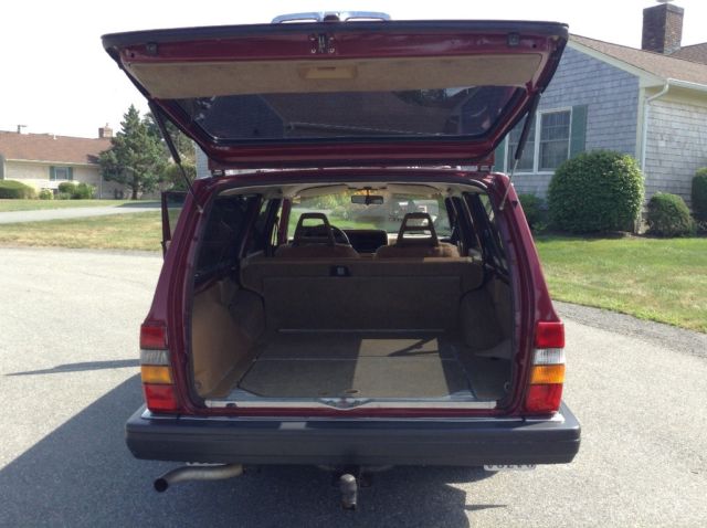 1984 Volvo 240 - photo 12