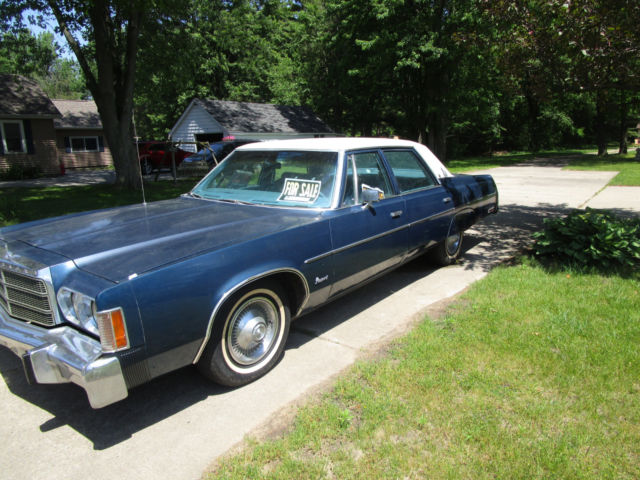 1977 Chrysler Newport - photo 2