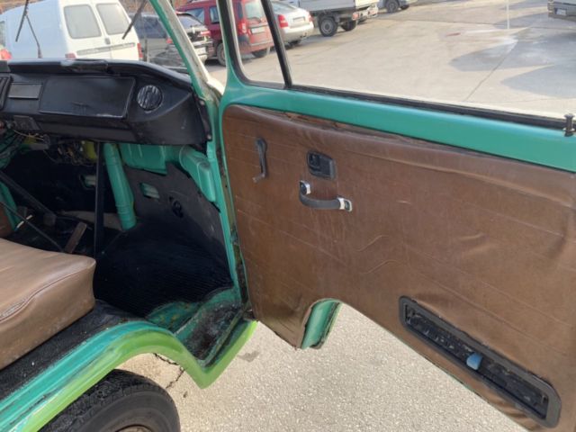 1977 Volkswagen Bus/Vanagon - photo 2