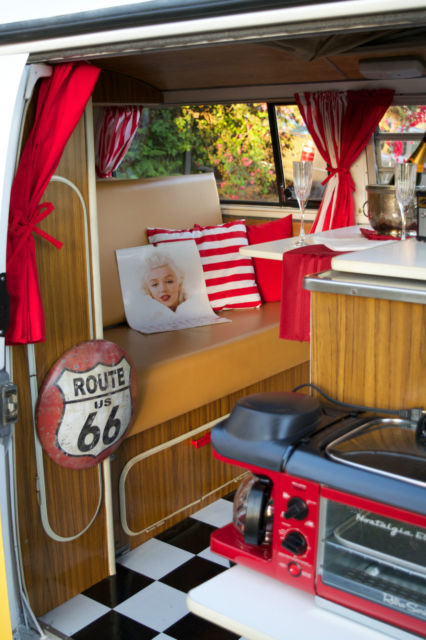 VW 1970 BUS / CAMPER GREAT RETRO STYLE 1970 Volkswagen Bus/Vanagon