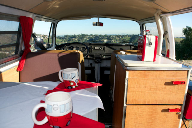 1971 Volkswagen Bus/Vanagon CAMPER - photo 9