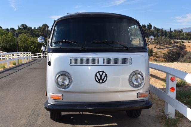 1972 Volkswagen Bus/Vanagon Camper - photo 4